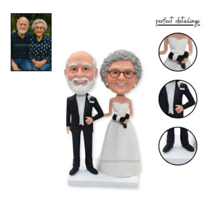 Parents wedding bobblehead old couple